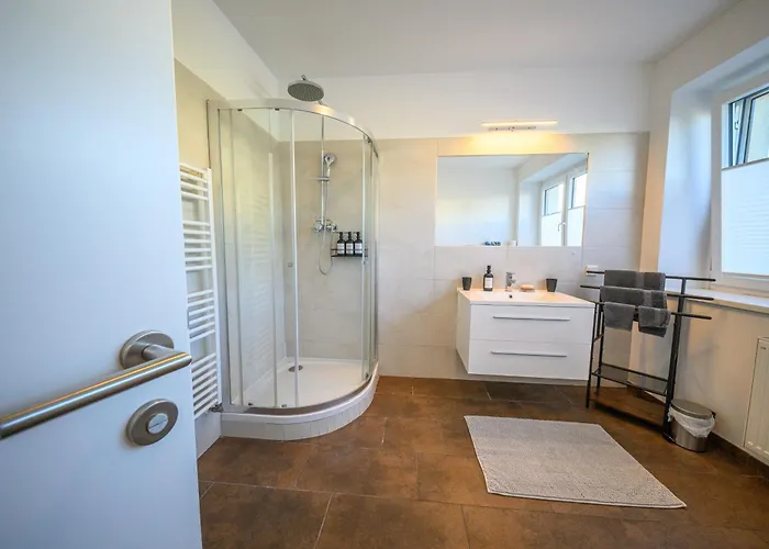 Woerthersee Retreat In Apartament Krumpendorf